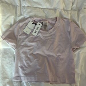 Aritzia Light Pink Seamless Crop Top